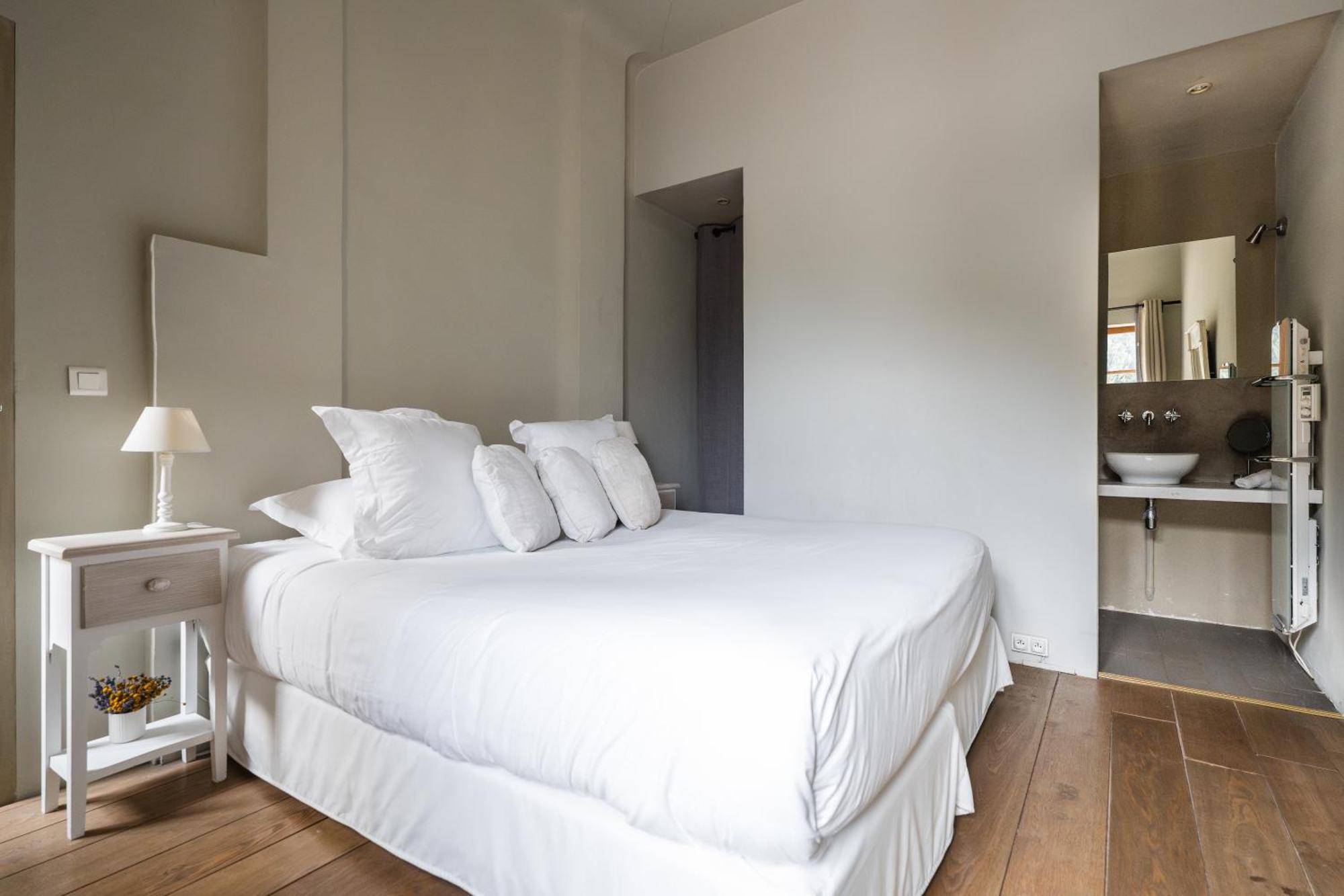Le Galinier Lourmarin, A Beaumier Guesthouse Quarto foto
